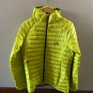 Mountain Hardware Ghost Whisperer UL Hoody